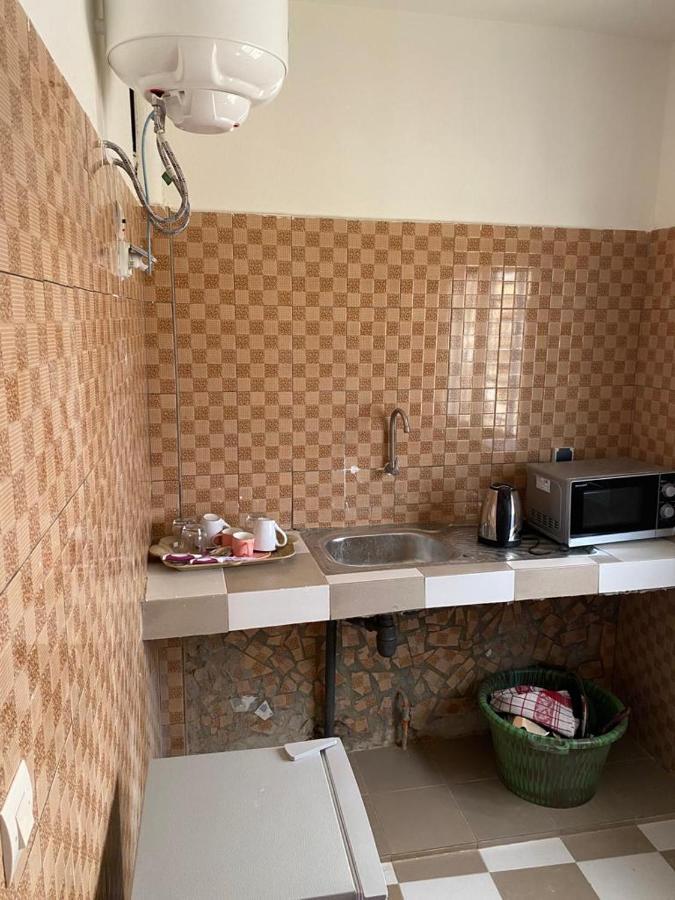 Studio 2 Meuble A Ouakam Comico Dakar Eksteriør billede